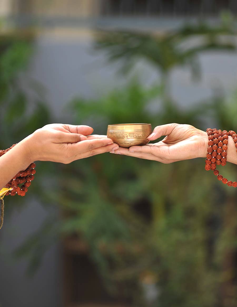 Plain Etched Om Tibetan Singing Bowl-7