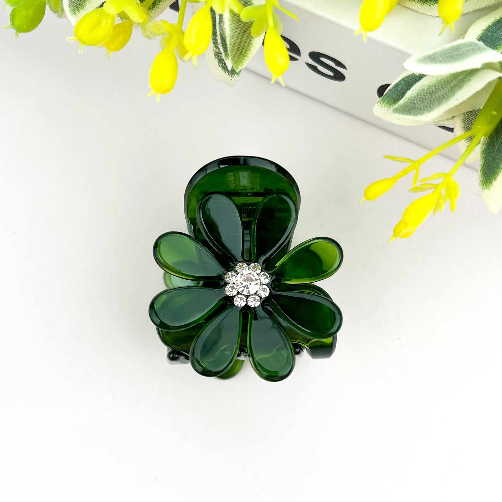 Daisy Diamond-studded Claw Clip-5