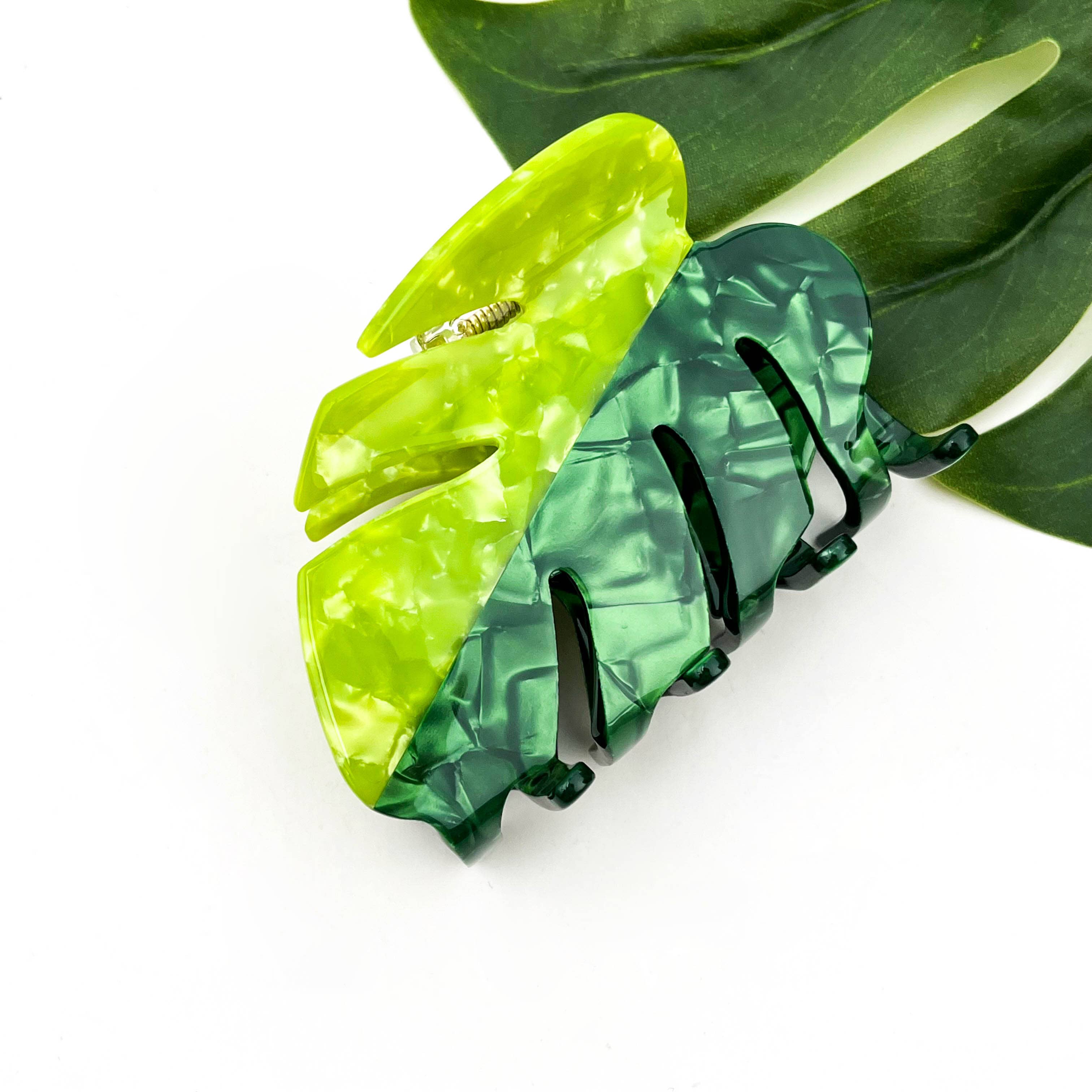 Monstera Leaf Hair Claw Clip – Acetate Edition