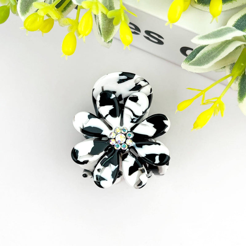 Daisy Diamond-studded Claw Clip-zoom-