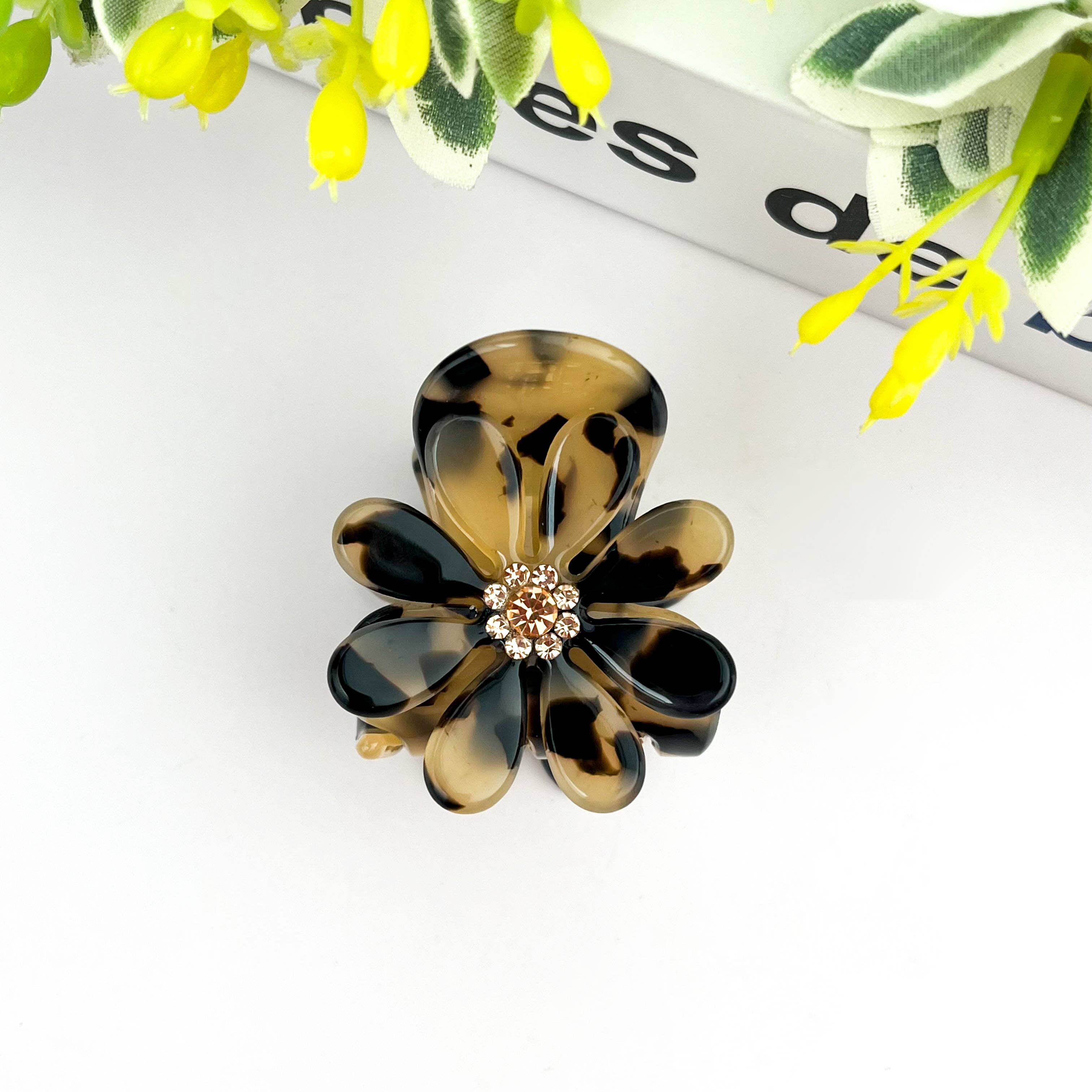 Daisy Diamond-studded Claw Clip-zoom-8