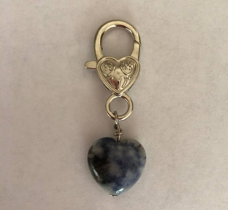 Sodalite heart Crystal Pet Pendant for Holistic Support-zoom-