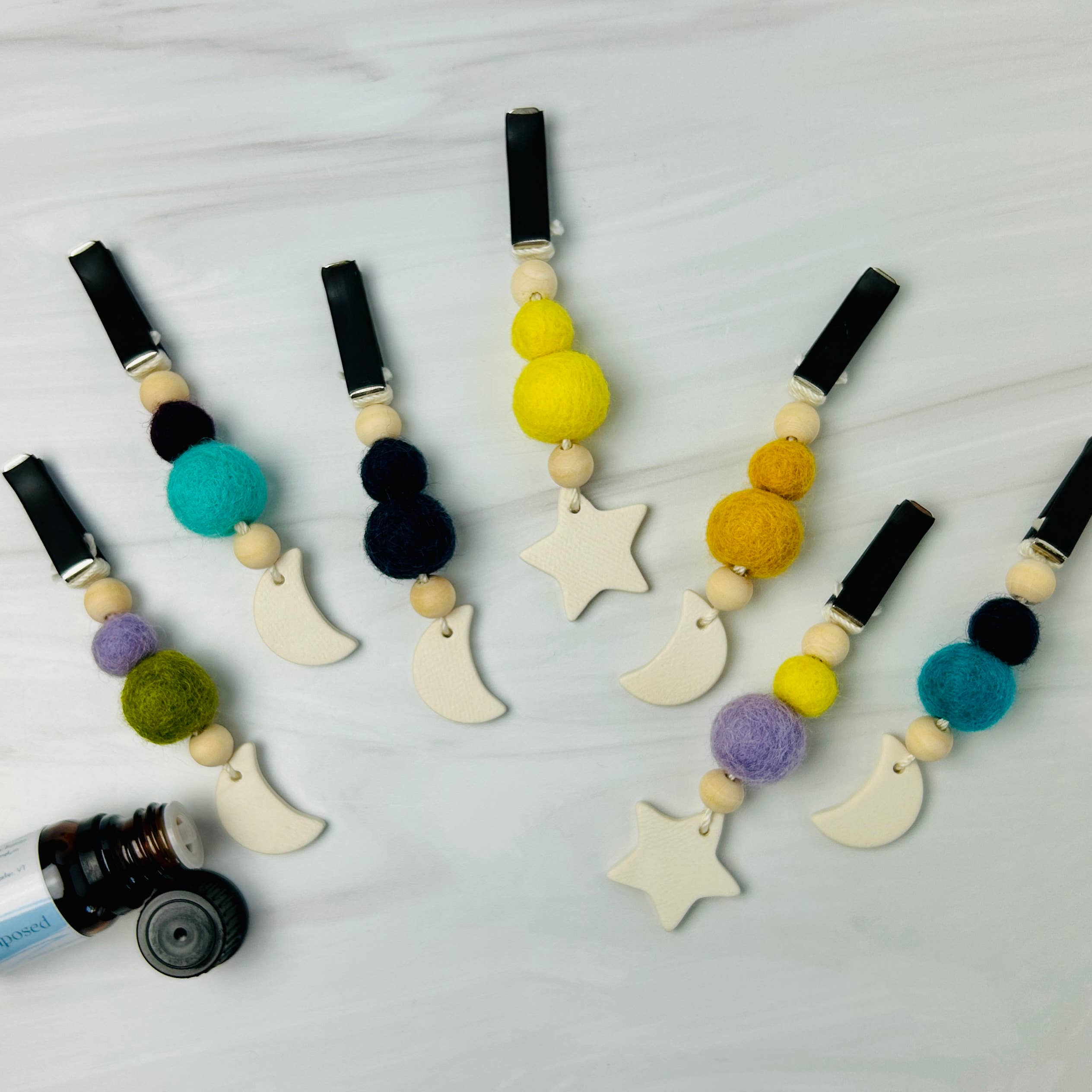MOON CAR DIFFUSER - AROMATHERAPY VENT CLIP-zoom-3