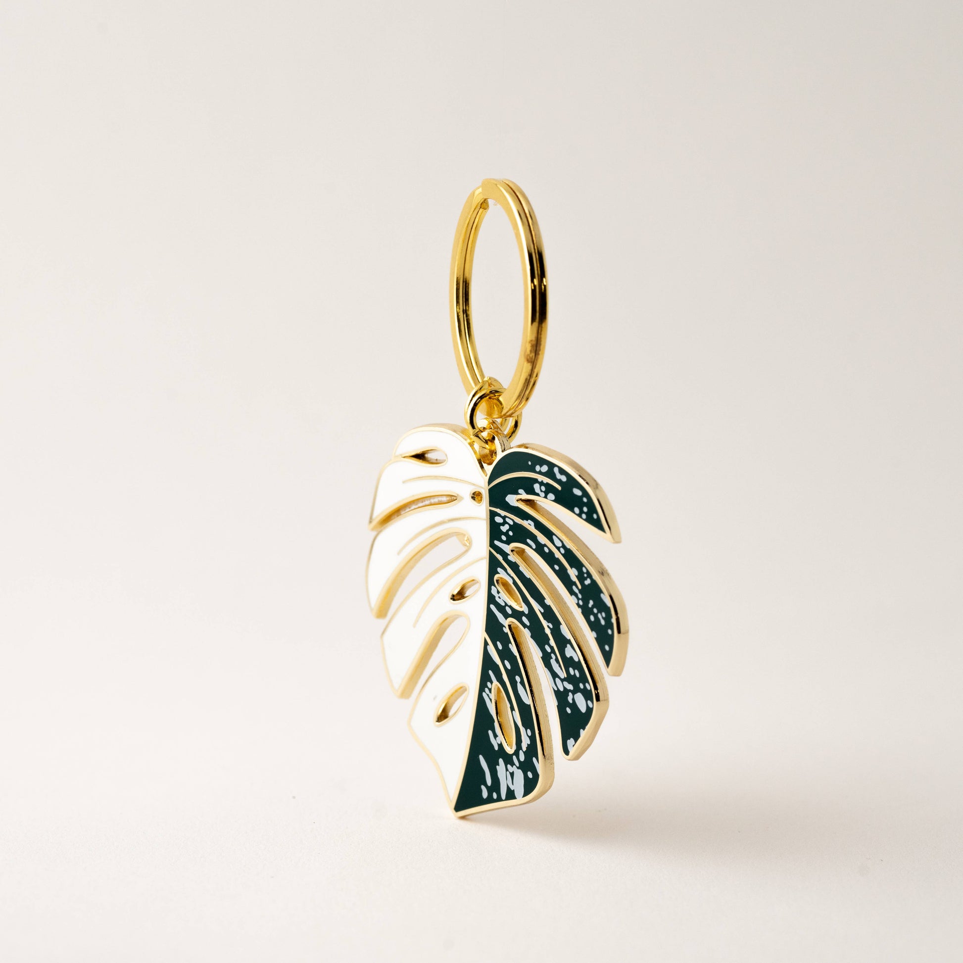 MONSTERA ALBO PLANT KEYCHAIN & BAG CHARM-1